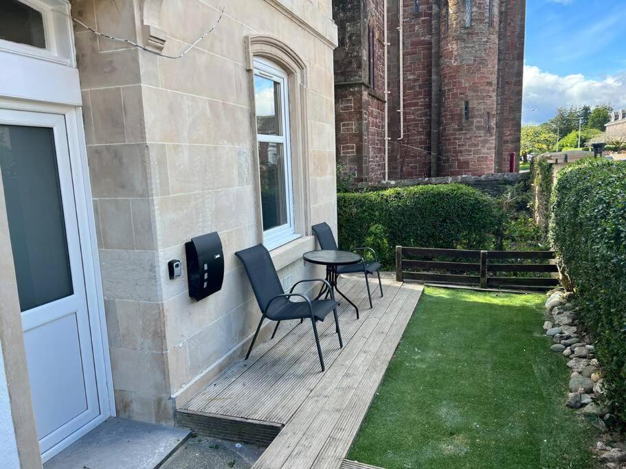 Number 79, Cosy Central Helensburgh 1 Bedroom, Ground Floor Pet Friendly, Garden Esterno foto